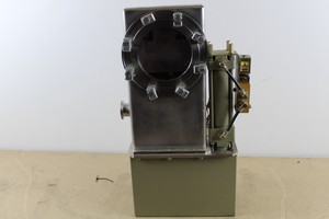 Thumbnail image of Balzers SVB 100 P UV UHV Gate Valve 