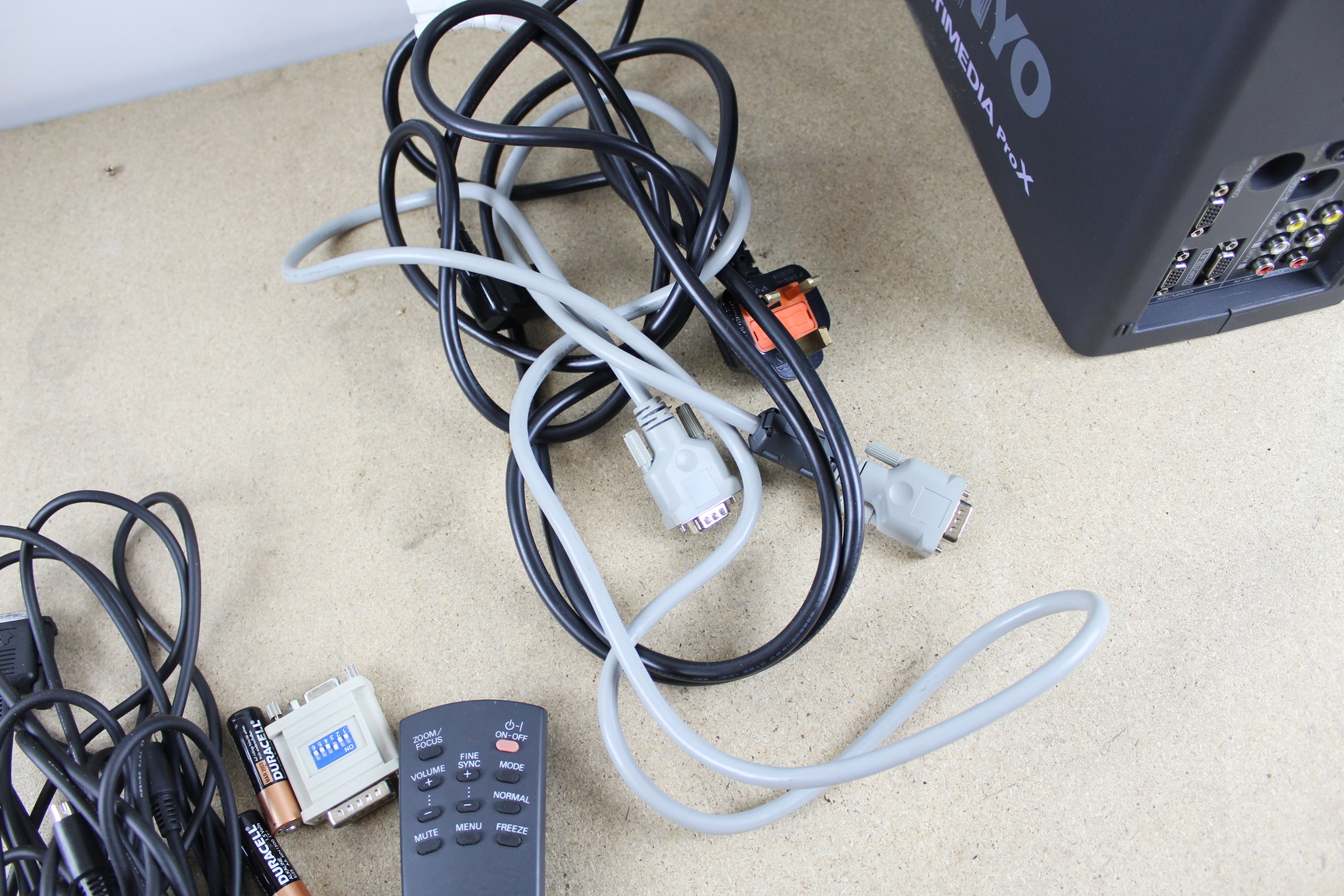 Image of Brand New Sanyo Multimedia ProX PLC-5500EA Projector
