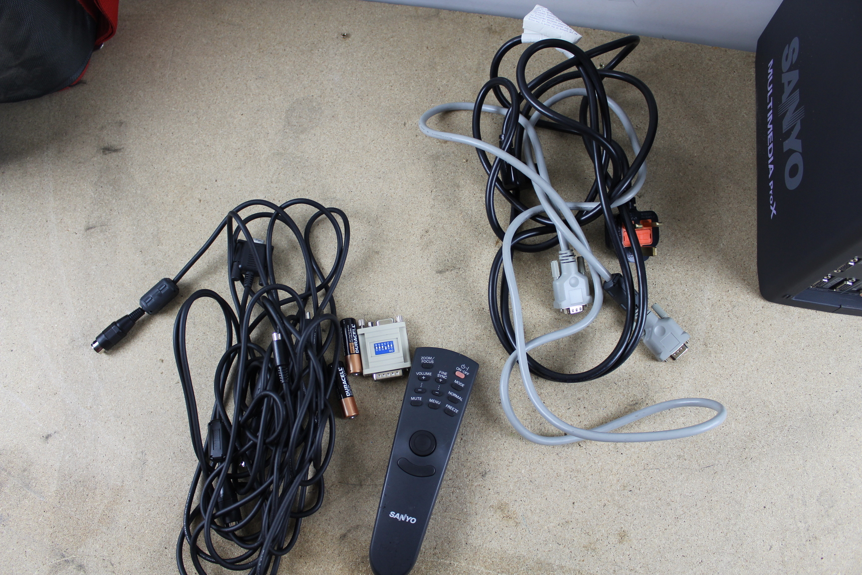 Image of Brand New Sanyo Multimedia ProX PLC-5500EA Projector