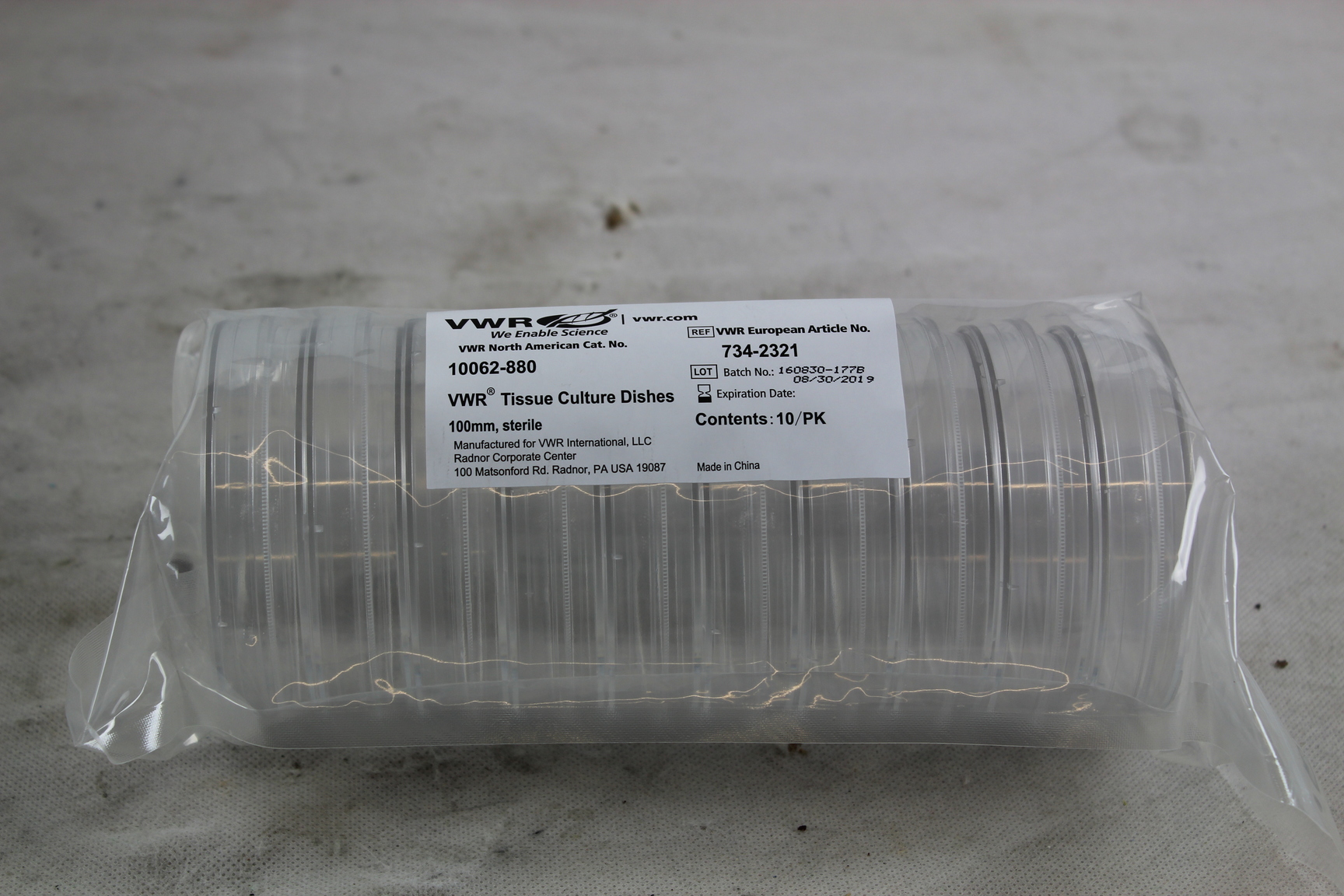 Image of VWR Tissue Culture Dishes New Contents 300/CS