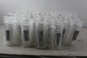 Thumbnail image of VWR Tissue Culture Dishes New Contents 300/CS