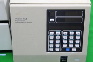 Thumbnail image of  A Waters Autosampler 717