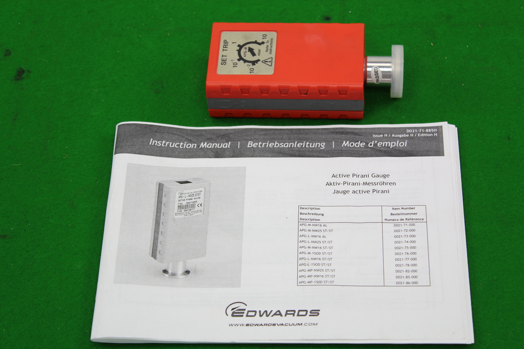 Image of Edwards Active Pirani Gauge with Instructions.