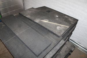 Thumbnail image of Heavy Duty Rubber Gym CommerciFlooring Mat Approx 19 5cm depth x 1m x 1m