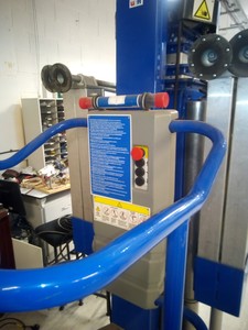 Thumbnail image of Faulty Upright UL25 DC Personnel Lift Telescopic Mast WH 31' PH 32 159kg Max '