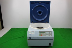 Thumbnail image of MSE Mistral 1000 Benchtop Centrifuge Laboratory Equipment