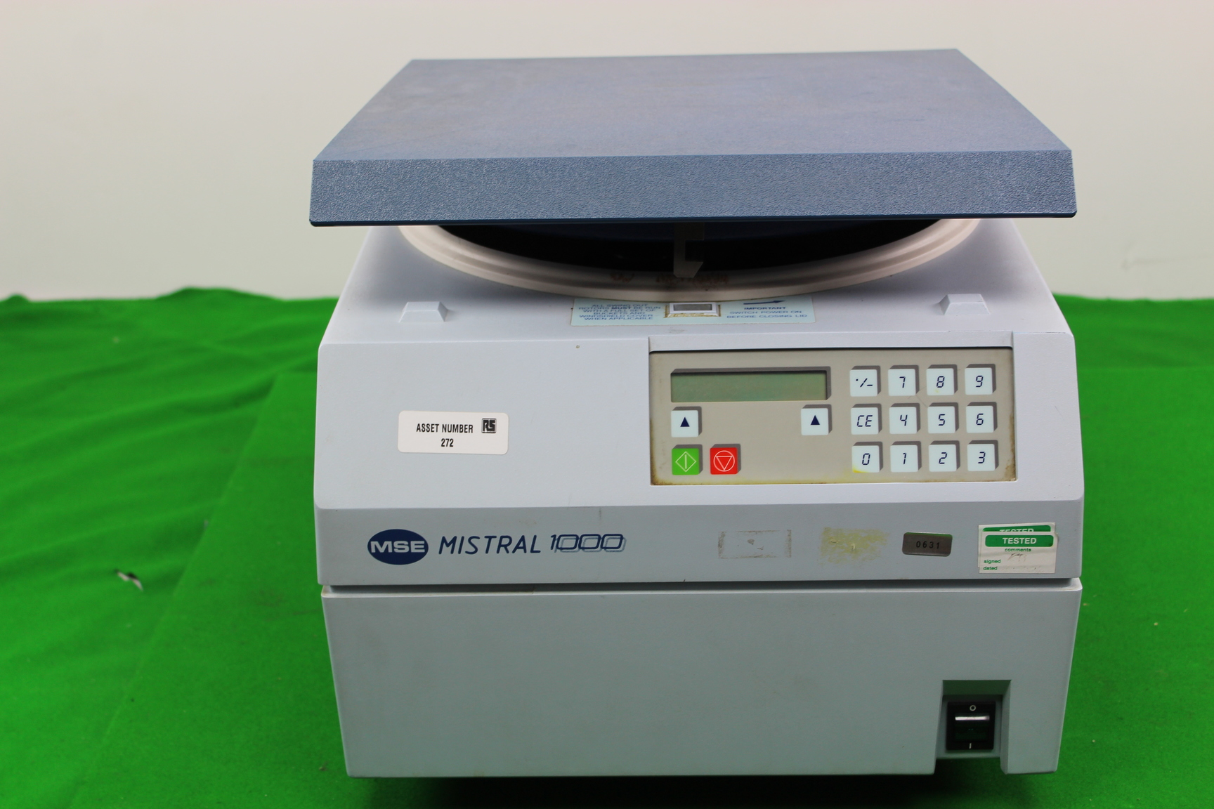 Image of MSE Mistral 1000 Benchtop Centrifuge Laboratory Equipment Faulty Spares/Repair