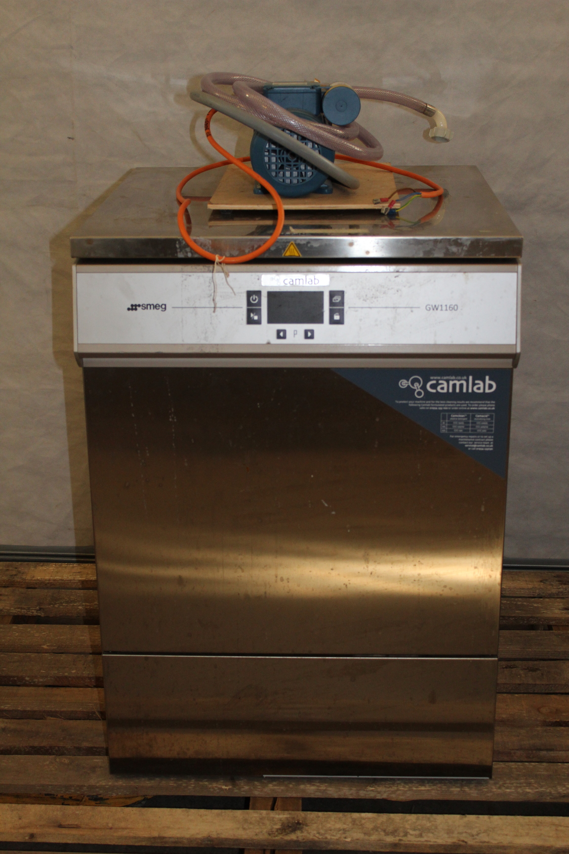 Image of Smeg Camlab GW1160 Laboratory Glassware Dishwasher With Camlab Pump 