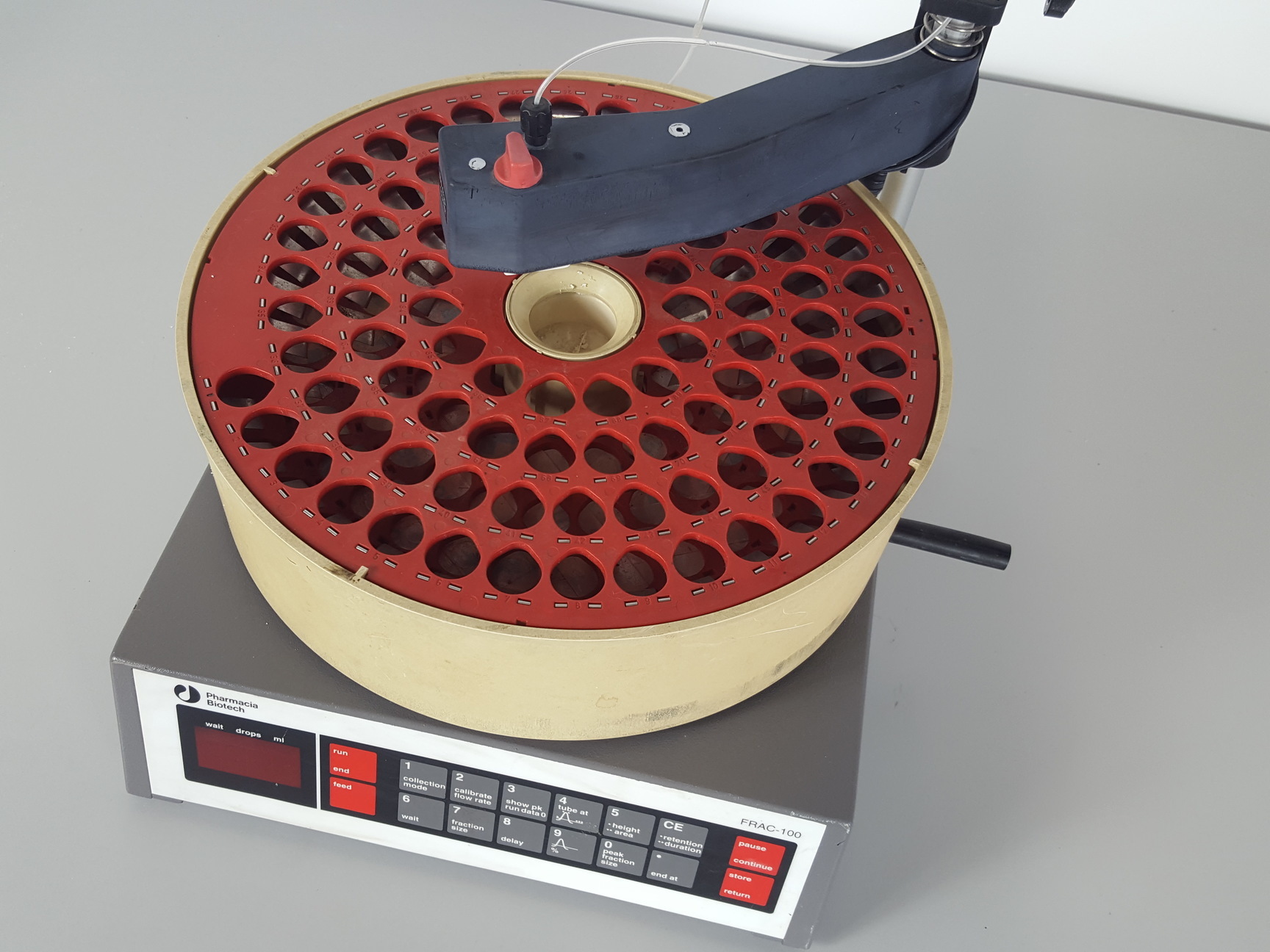 Image of Pharmacia Biotech Frac-100 Fraction Collector Lab