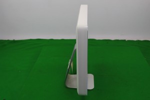 Thumbnail image of Apple A1058 iMac Computer White Electronic 14.6 Inch Screen *No Hard Drive*