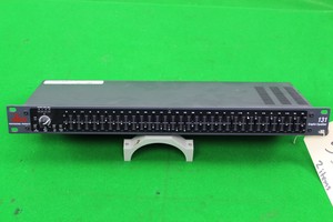 Thumbnail image of 2 x DBX 131 Graphic Equalizer Equaliser Single Channel 31 Band Sound  System 