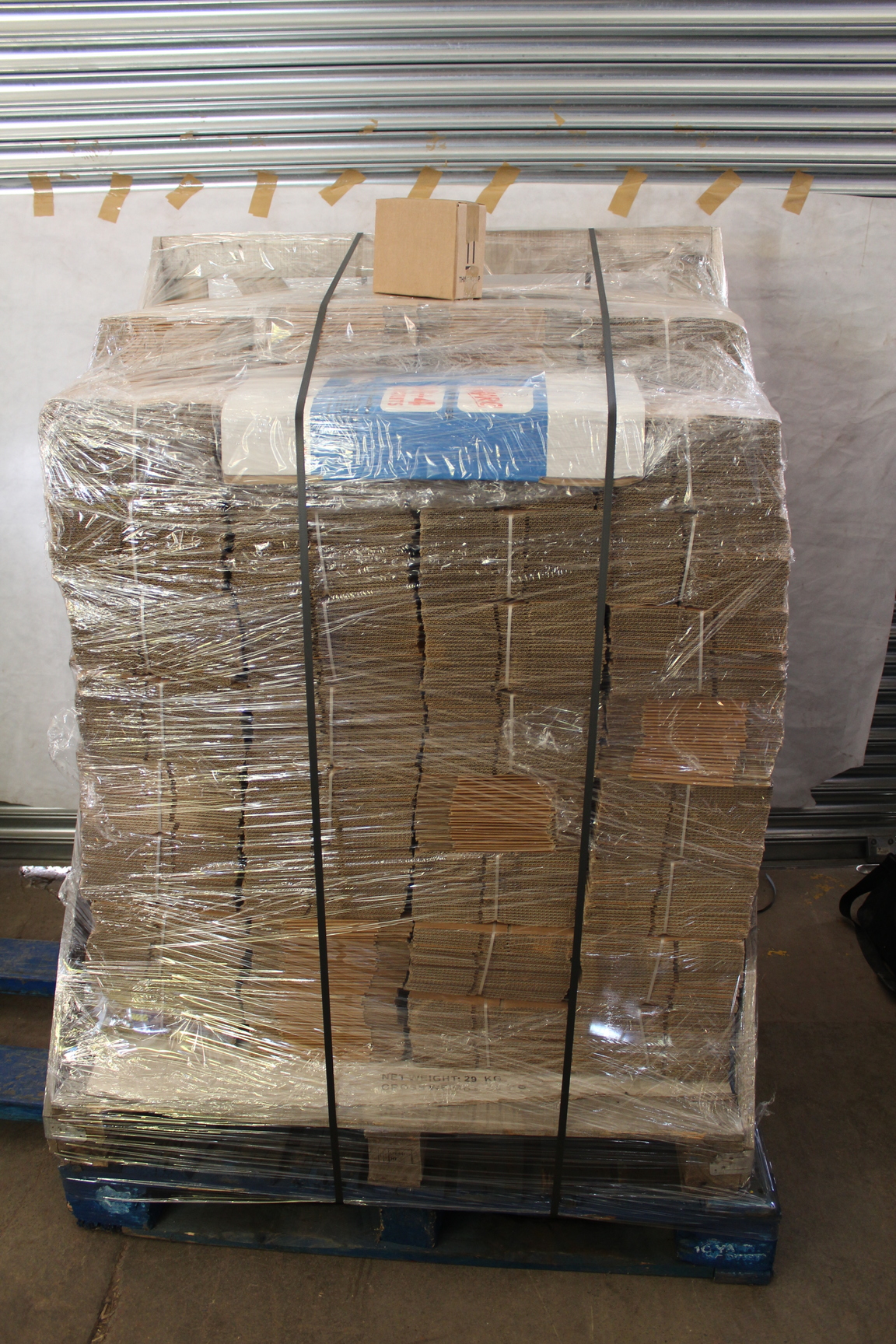 Image of Job Lot of 2600 Single Walled Cardboard Boxes 15cm x 15cm x 11cm