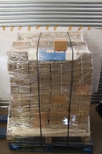 Thumbnail image of Job Lot of 2600 Single Walled Cardboard Boxes 15cm x 15cm x 11cm