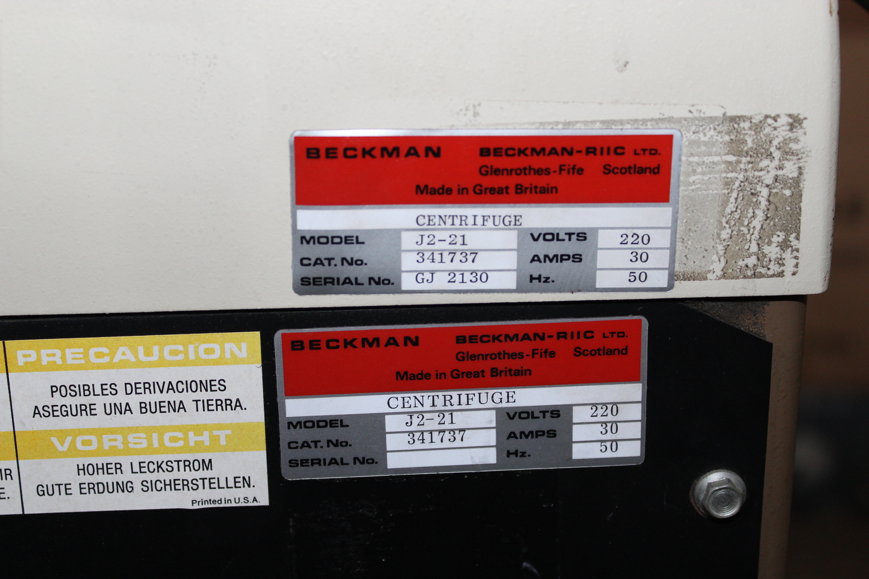 Image of Beckman J2-21 Floorstanding Centrifuge (Serial No: GJ2130) with Rotor