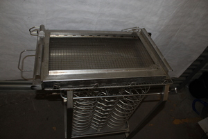 Thumbnail image of 3 Stainless Steel Commercial Kitchen Plate Rack Holders 20 Per Trolley