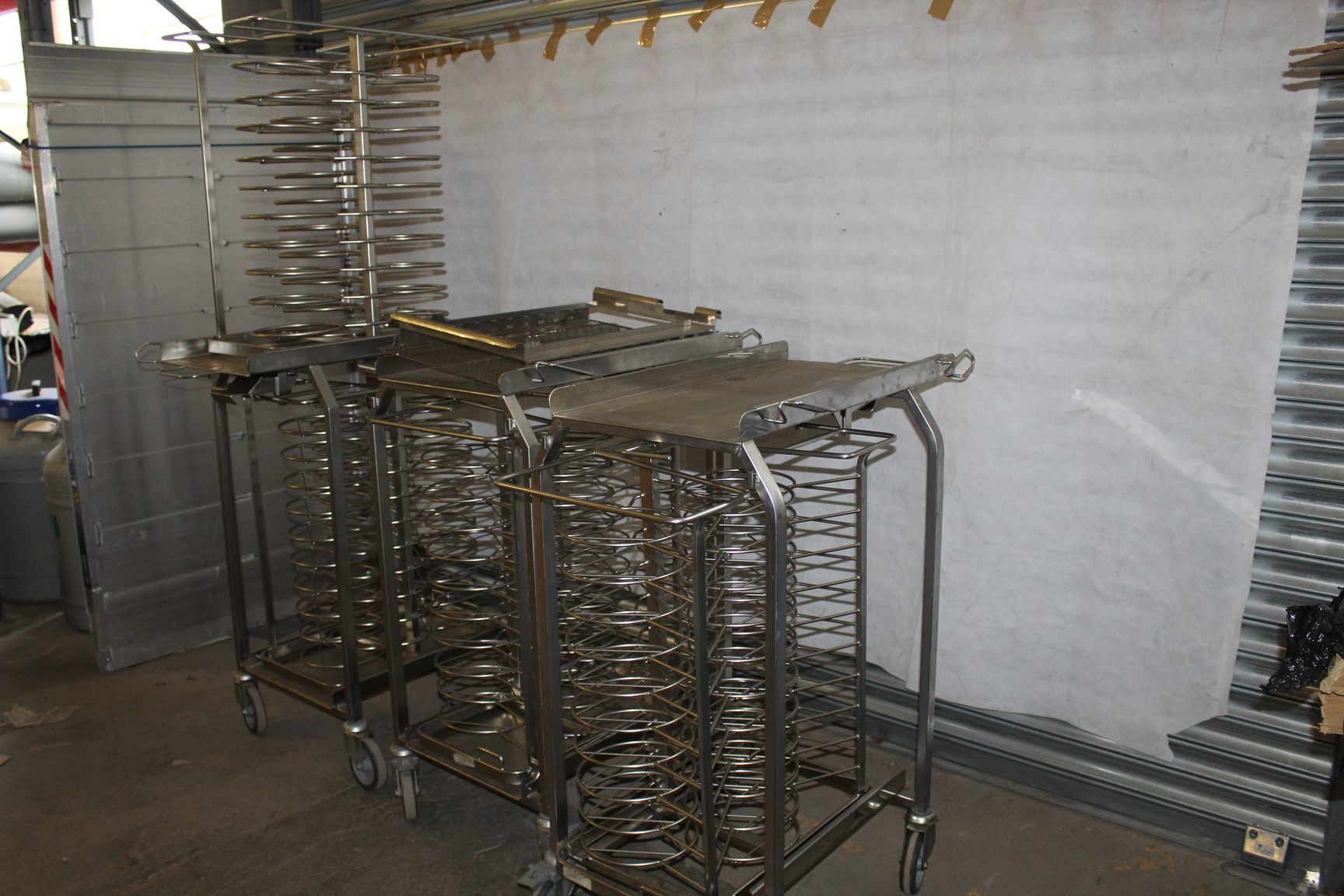 Image of 3 Stainless Steel Commercial Kitchen Plate Rack Holders 20 Per Trolley