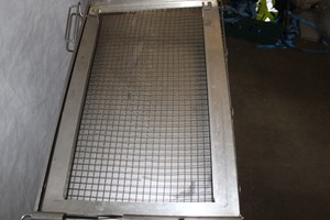 Thumbnail image of 3 Stainless Steel Commercial Kitchen Plate Rack Holders 20 Per Trolley