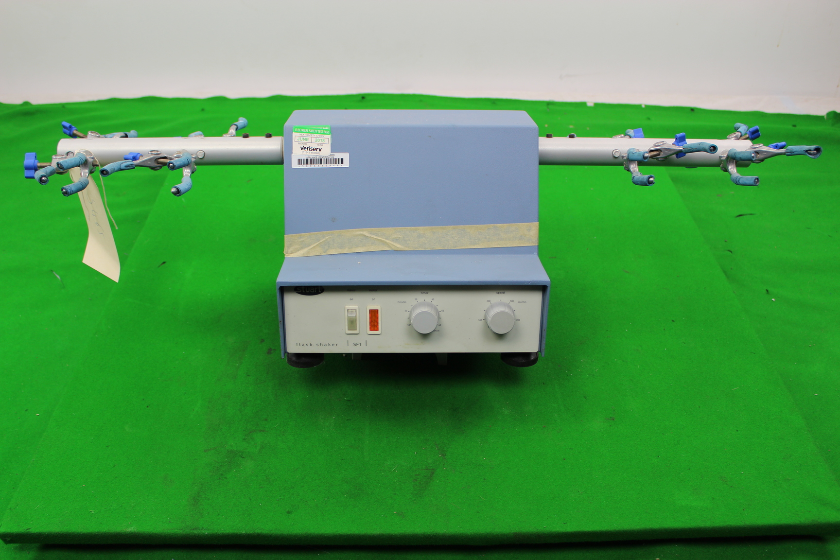 Stuart Flask Shaker SF1 Laboratory 700 Osc/Min 60 Minute Timer