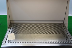 Thumbnail image of Labcaire WS6 Downflow Workstation Bench Top Laboratory Light  
