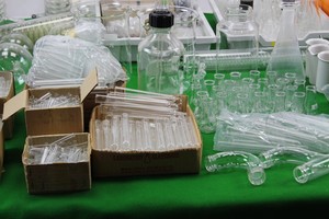Thumbnail image of A Job Lot Of Laboratory Glassware For Schools Labs Scientific Inc Pyrex, MBL  