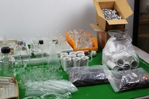 Thumbnail image of A Job Lot Of Laboratory Glassware For Schools Labs Scientific Inc Pyrex, MBL  