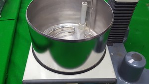 Thumbnail image of 2x Faulty V-500 Buchi Vacuum Pumps