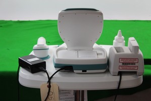 Thumbnail image of Verathon BVI 9400 Bladder Scanner w/ Probe, 2 Batteries, Charger, Stand