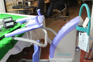 Thumbnail image of Arjo Huntleigh Encore Hoist for Standing Walking Aid Disability Mobility Faulty