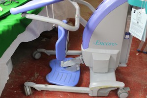 Thumbnail image of Arjo Huntleigh Encore Hoist for Standing Walking Aid Disability Mobility Faulty