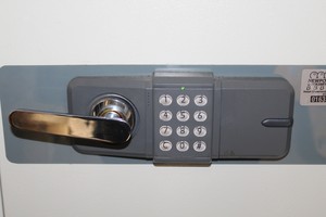 Thumbnail image of Phoenix 2500 Datacombi Lock Safe Numbered Pass Code Electronic Lock With Racking