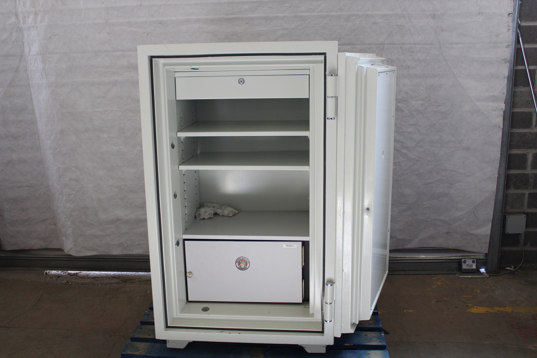 Image of Phoenix 2500 Datacombi Lock Safe Numbered Pass Code Electronic Lock With Racking
