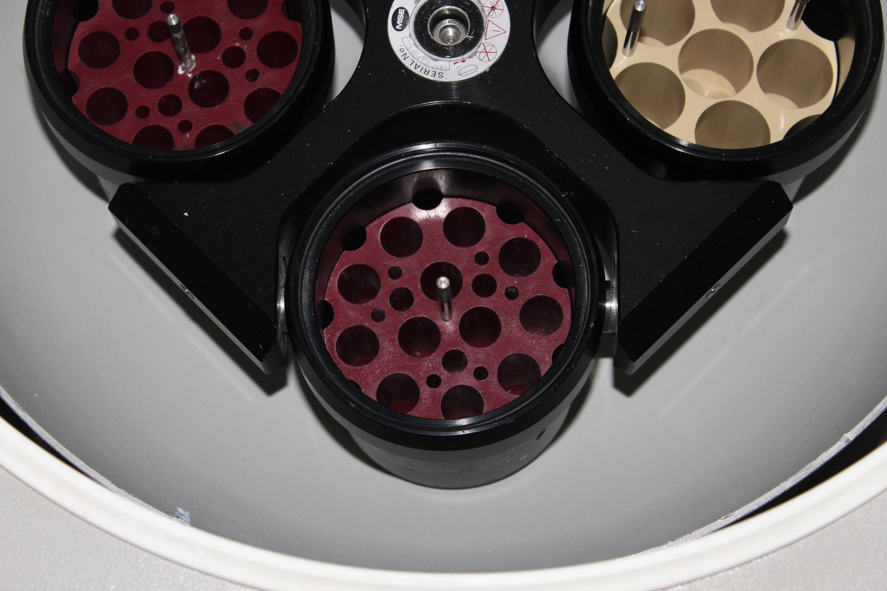 Image of Faulty Sanyo MSE Falcon 6/300 Refrigerated Large Bench Centrifuge  