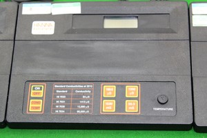 Thumbnail image of Job Lot of 3 Conductivity Meters Hanna HI8819, Whatman CDM320 Digital + Probes