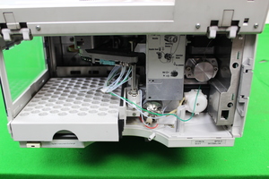 Thumbnail image of Agilent 1100 HPLC G1367A Auto Sampler Lab Laboratory 