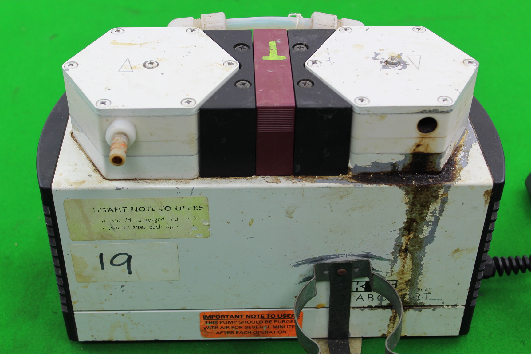 Image of KNF Neuberger Laboport Vacuum Pump N840.3FT.18