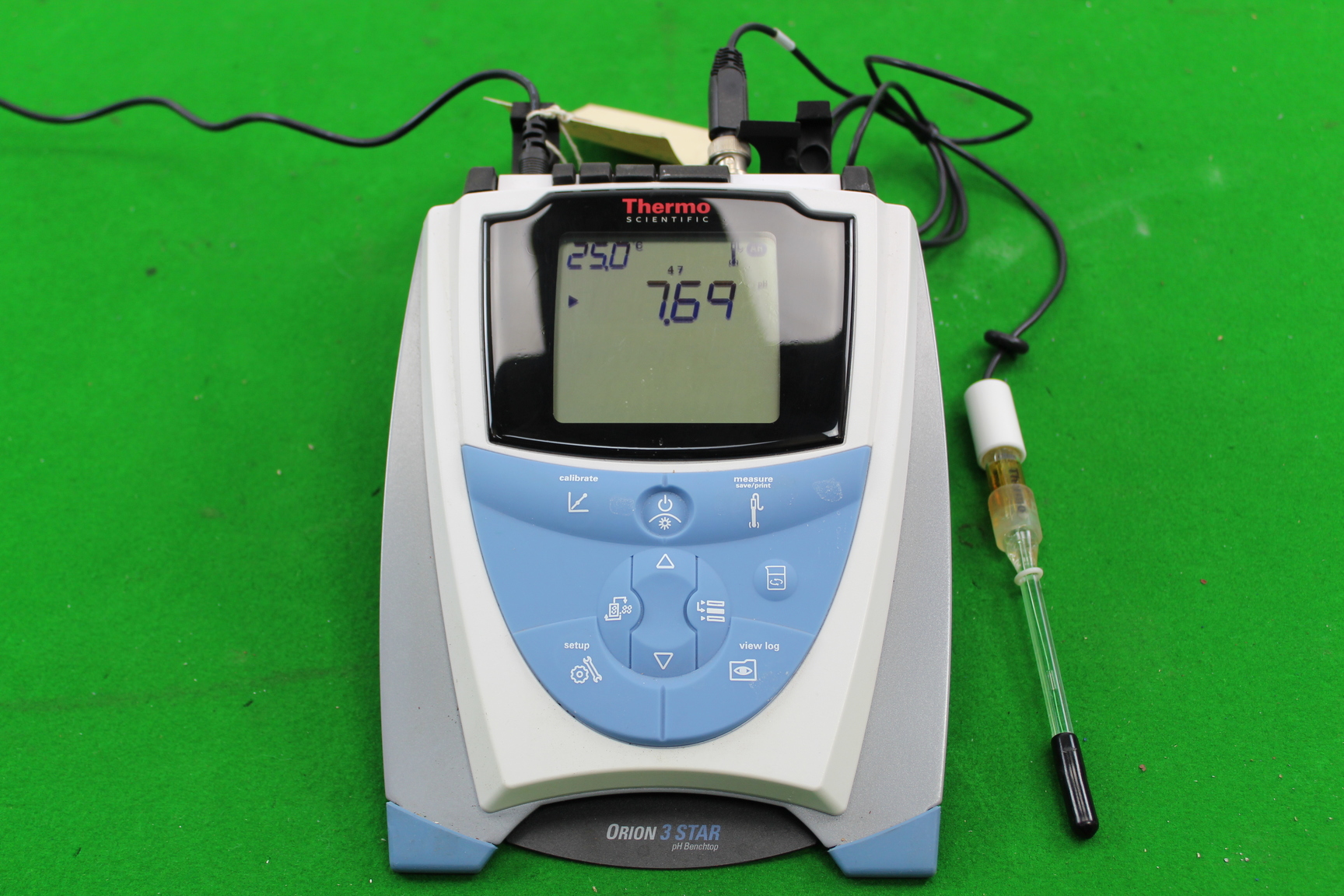 Image of Thermo Scientific Orion 3 Star pH Benchtop Meter with Probe