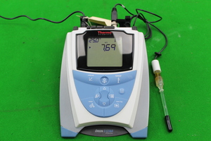 Thumbnail image of Thermo Scientific Orion 3 Star pH Benchtop Meter with Probe