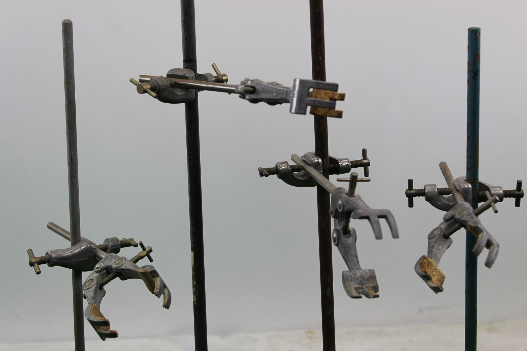 Image of Job Lot 5 x Vintage Laboratory Clamp Stands with Claw Clamps
