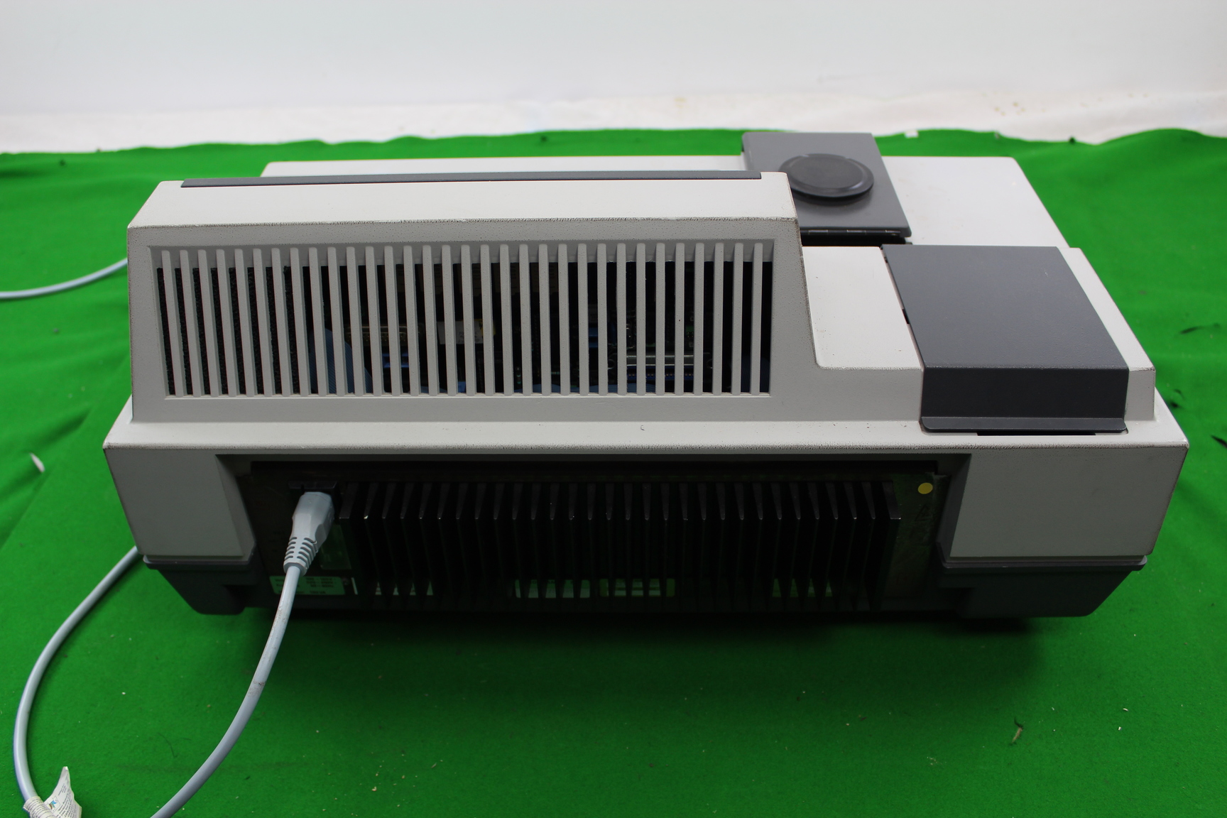 Image of Philips PYE UNICAM PU 8600 UV/VIS Spectrophotometer
