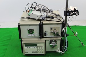 Thumbnail image of Gilson HPLC Equipment 805 Manometric Module 811C Dynamic Mixer 305 Pump 506C Lab