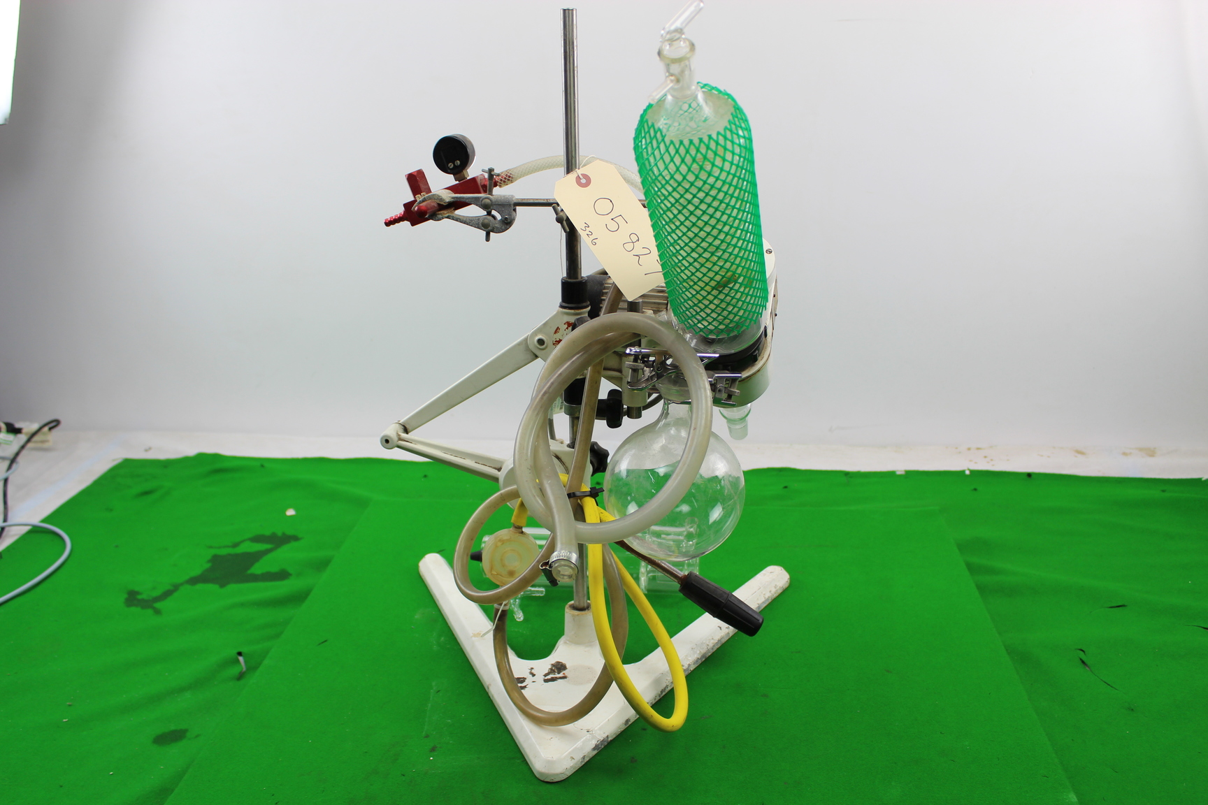 Image of BUCHI 461 Water Bath & BUCHI Rotavapor R + BUCHI Condenser Still Head