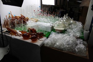 Thumbnail image of Job Lot of High Quality Laboratory Glassware 