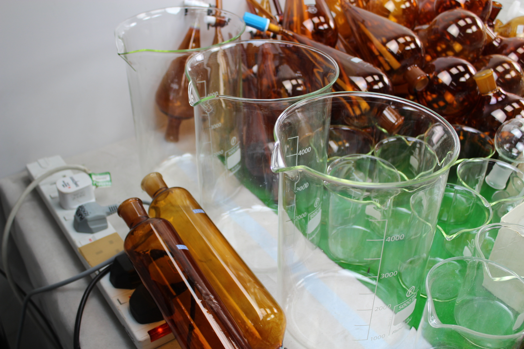 Image of Job Lot of High Quality Laboratory Glassware 