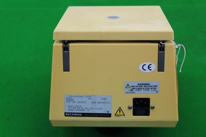 Thumbnail image of Beckman Microfuge Lite Centrifuge Cat no 365607 Lab Laboratory Equipment