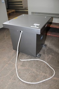 Thumbnail image of Eclipse 300 FT NMR Spectrometer Magnetic Laboratory W/ Transformer & Modules 