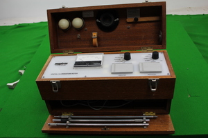 Thumbnail image of Vintage Rare Megatron Spatial Illumination Meter Lab Equipment in Wooden Case