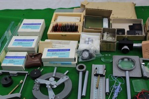 Thumbnail image of Large Quantity of Professional Glass Refraction Magnifying Equipment Science Lab