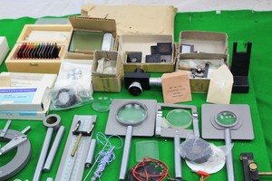 Thumbnail image of Large Quantity of Professional Glass Refraction Magnifying Equipment Science Lab