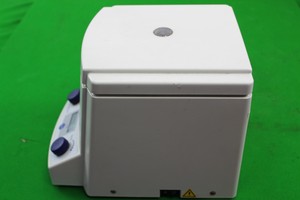 Thumbnail image of Eppendorf 5415D Centrifuge With Rotor, Faulty, Spares/Repair Lab Equipment
