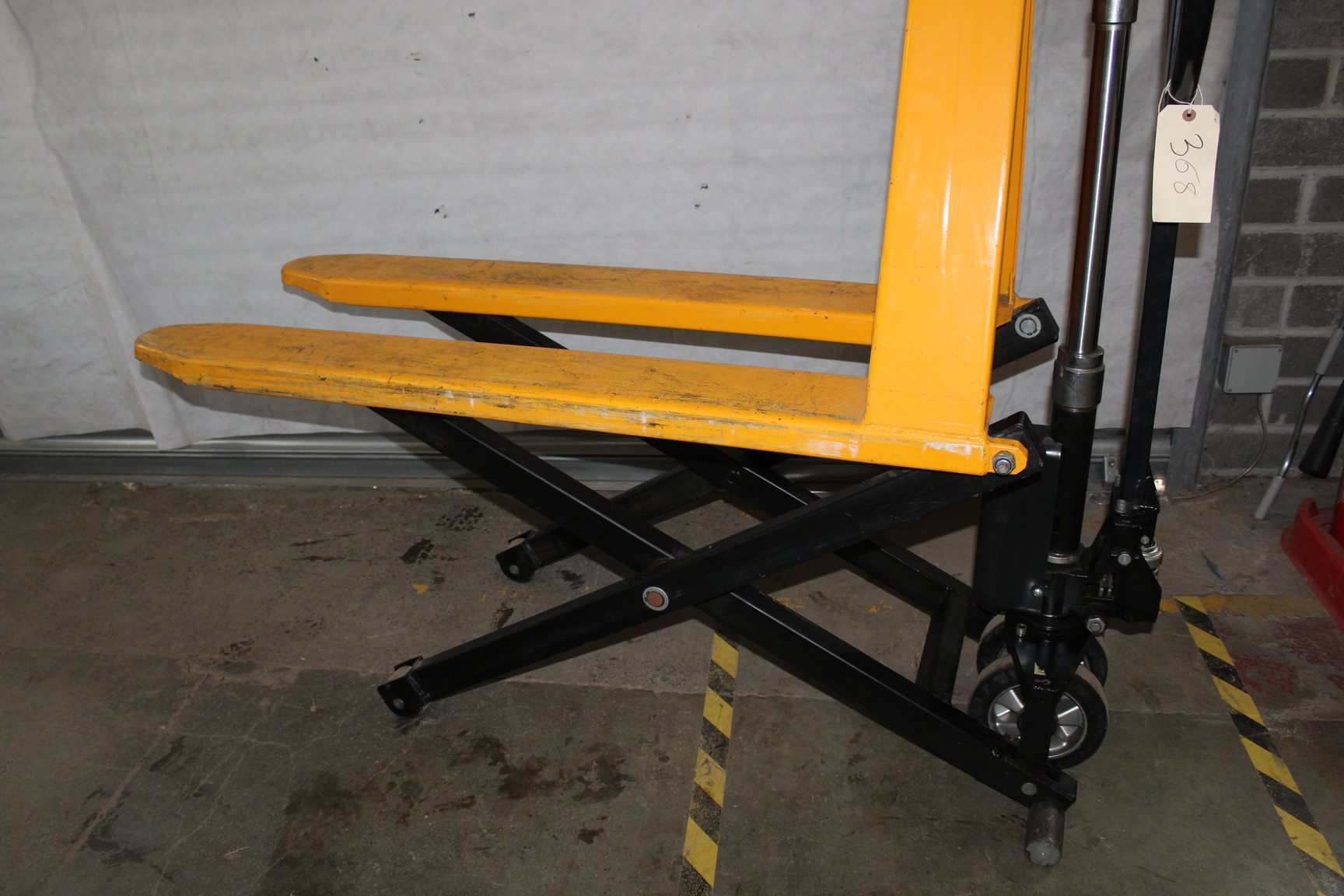 Image of GS High Lift Pallet Truck Capacity 1000KG Stabilise Wheels Fork Manual Lift  